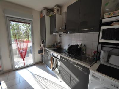 Louer Appartement 60 m2 Bron