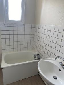 For rent Mirecourt 5 rooms 79 m2 Vosges (88500) photo 2