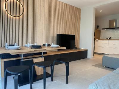 Louer Appartement 100 m2 Bron