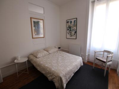 Louer Appartement Lyon-7eme-arrondissement 989 euros
