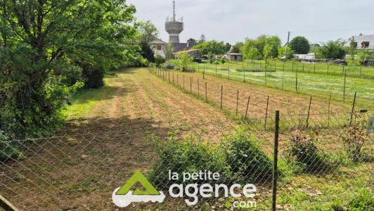 Acheter Terrain 2291 m2 Dun-sur-auron