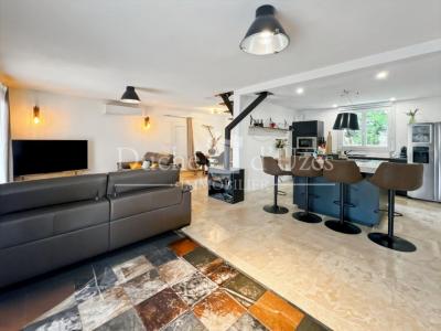 Acheter Maison 187 m2 Uzes