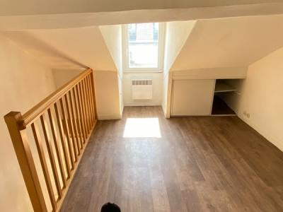 For rent Paris-3eme-arrondissement 2 rooms 48 m2 Paris (75003) photo 3