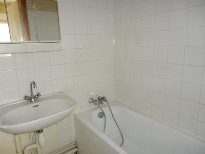 For rent Clermont-ferrand 1 room 20 m2 Puy de dome (63000) photo 3