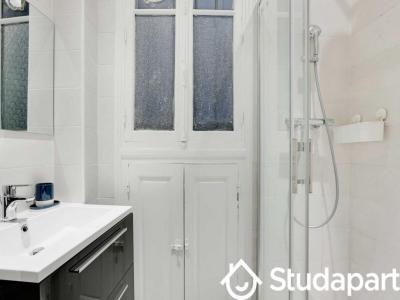 Louer Appartement 32 m2 Paris-15eme-arrondissement