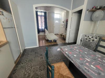 For sale 3 rooms 56 m2 Charente maritime (17400) photo 0