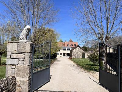 Acheter Prestige Figeac 740000 euros