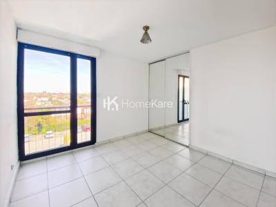 For sale Toulouse 4 rooms 75 m2 Haute garonne (31100) photo 4
