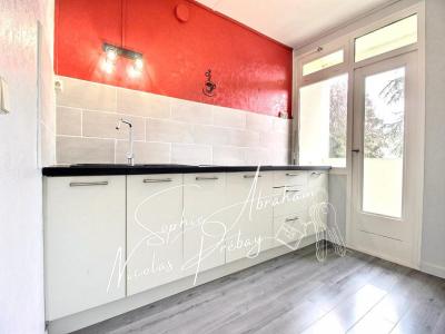 For sale Pithiviers 2 rooms 42 m2 Loiret (45300) photo 1