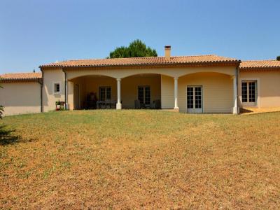 For sale Isle-sur-la-sorgue 7 rooms 196 m2 Vaucluse (84800) photo 0