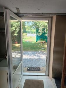 For sale Melrand 4 rooms 96 m2 Morbihan (56310) photo 3