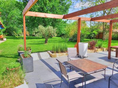 For sale Champdeniers-saint-denis 6 rooms 189 m2 Deux sevres (79220) photo 0