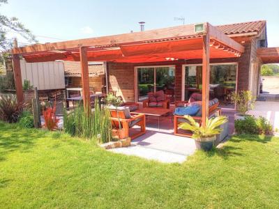 For sale Champdeniers-saint-denis 6 rooms 189 m2 Deux sevres (79220) photo 1