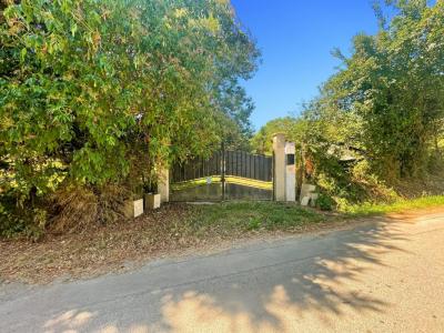 For sale Rezay 4 rooms 99 m2 Cher (18170) photo 4