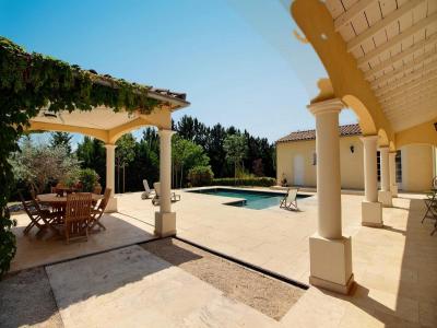 For sale Isle-sur-la-sorgue 7 rooms 198 m2 Vaucluse (84800) photo 3