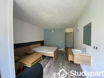 For rent Toulon 1 room 14 m2 Var (83000) photo 3