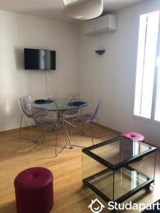 Louer Appartement 35 m2 Sete
