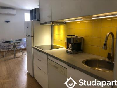 Louer Appartement Sete 725 euros