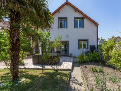 For sale Morangis 9 rooms 191 m2 Essonne (91420) photo 0