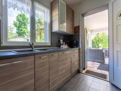 For sale Morangis 9 rooms 191 m2 Essonne (91420) photo 2
