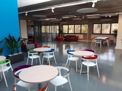Louer Bureau Saint-etienne-du-rouvray 8892 euros