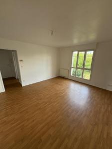 For rent Saint-just-en-chaussee 2 rooms 50 m2 Oise (60130) photo 1
