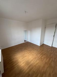 For rent Saint-just-en-chaussee 2 rooms 50 m2 Oise (60130) photo 4