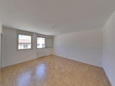 For rent Lyon-4eme-arrondissement 2 rooms 46 m2 Rhone (69004) photo 1