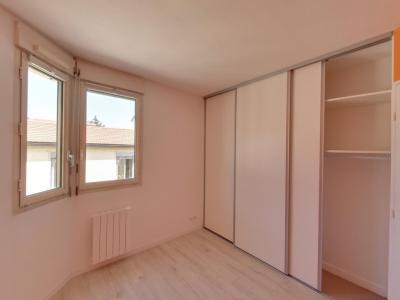 For rent Lyon-4eme-arrondissement 2 rooms 46 m2 Rhone (69004) photo 4