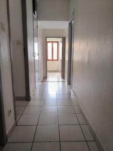 Louer Appartement Baix 587 euros
