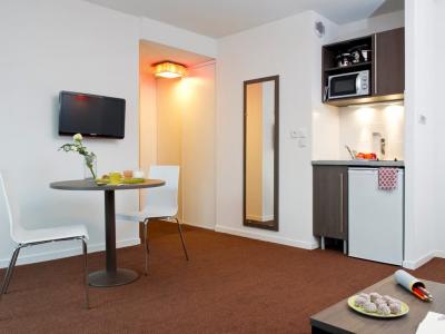 For sale Nantes 1 room 20 m2 Loire atlantique (44000) photo 2