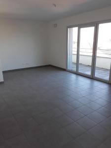 Louer Appartement 70 m2 Belleville