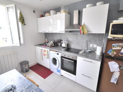 For rent Villeurbanne 1 room 28 m2 Rhone (69100) photo 2