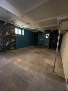 Acheter Local commercial Uzes 126000 euros