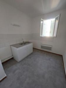For rent Mazan 3 rooms 63 m2 Vaucluse (84380) photo 1