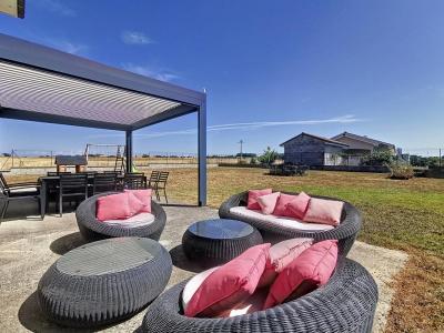 For sale Meyrieu-les-etangs 5 rooms 171 m2 Isere (38440) photo 2