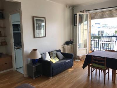 For rent Paris-18eme-arrondissement 1 room 31 m2 Paris (75018) photo 2