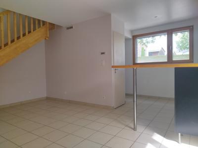 For sale Saint-priest 2 rooms 49 m2 Rhone (69800) photo 3