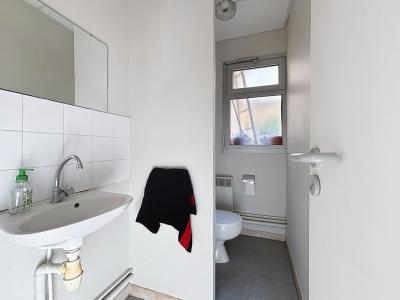 For sale CENTRE VILLE 80 m2 Herault (34630) photo 4