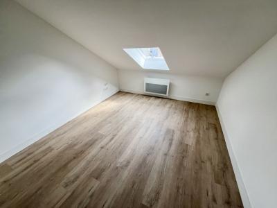 For sale 2 rooms 15 m2 Loire atlantique (44120) photo 1