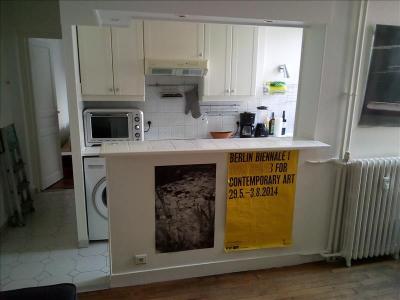For rent Paris-20eme-arrondissement 2 rooms 31 m2 Paris (75020) photo 2
