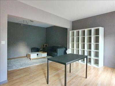Louer Appartement 82 m2 Tours