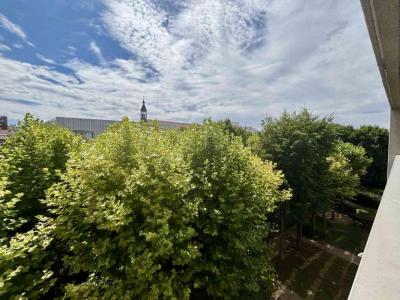 Acheter Appartement 50 m2 Paris-14eme-arrondissement