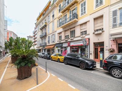 For sale Nice 2 rooms 70 m2 Alpes Maritimes (06000) photo 1