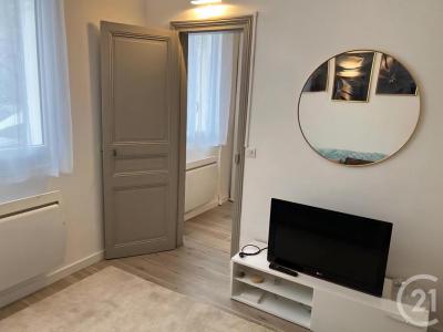 For rent Fontenay-sous-bois 2 rooms 22 m2 Val de Marne (94120) photo 1