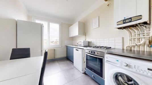 For sale Villeurbanne 4 rooms 67 m2 Rhone (69100) photo 3