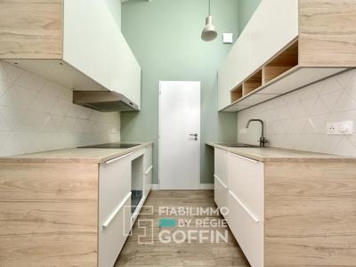 For sale Lyon-6eme-arrondissement 3 rooms 60 m2 Rhone (69006) photo 2