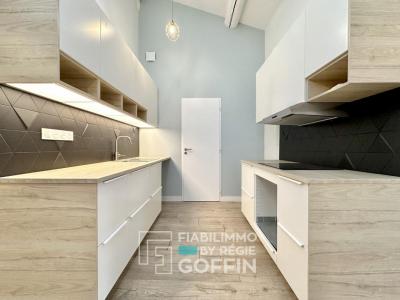 For sale Lyon-6eme-arrondissement 4 rooms 77 m2 Rhone (69006) photo 2
