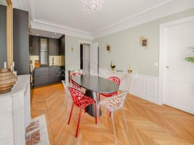 For rent Paris-9eme-arrondissement 3 rooms 66 m2 Paris (75009) photo 1