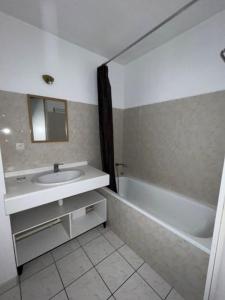 For rent Villefranche-sur-saone 1 room 29 m2 Rhone (69400) photo 1